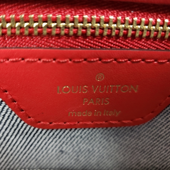 New!! Authentic Louis Vuitton ONTHEGO Tote Bag - Picture 5 of 12